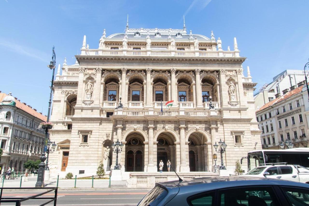 Central Relax Boutique Suites Budapest Exterior foto